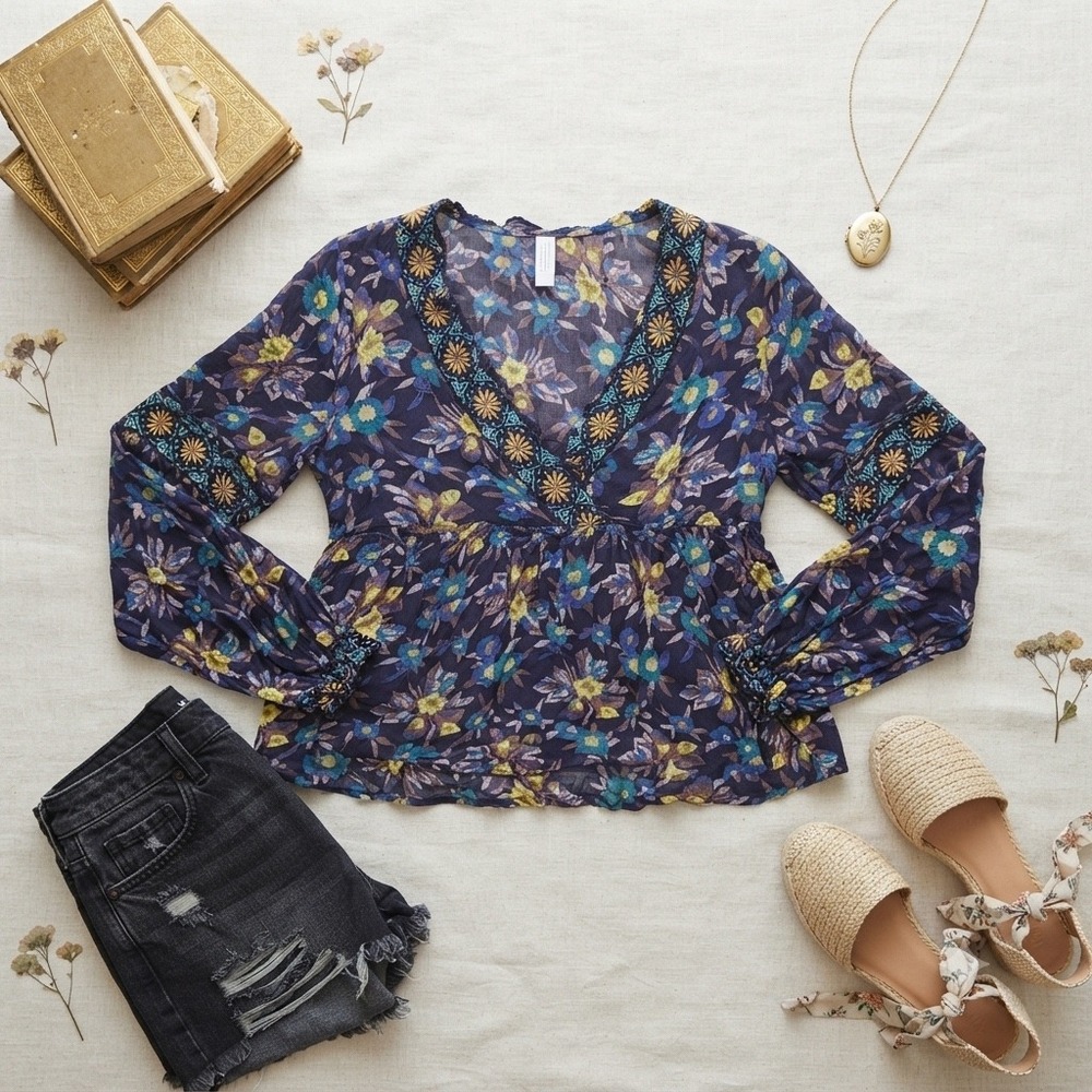 Meadow Rue Anthropologie Floral Embroidered Peplum Blouse Navy Blue Small